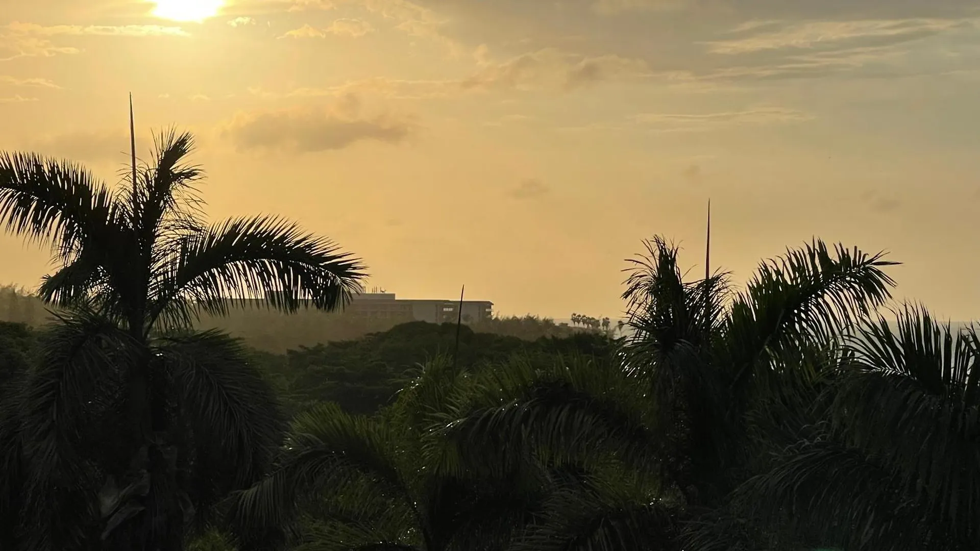 Marriott Seacastles E22, Montego Bay Aparthotel